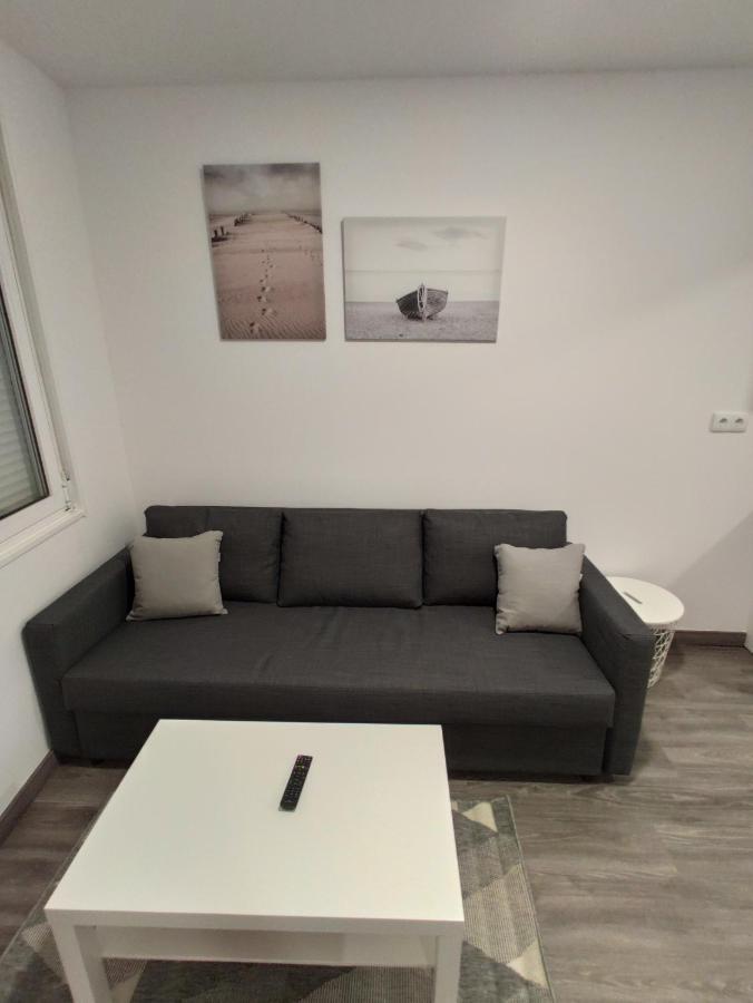 La Marina Apartment *